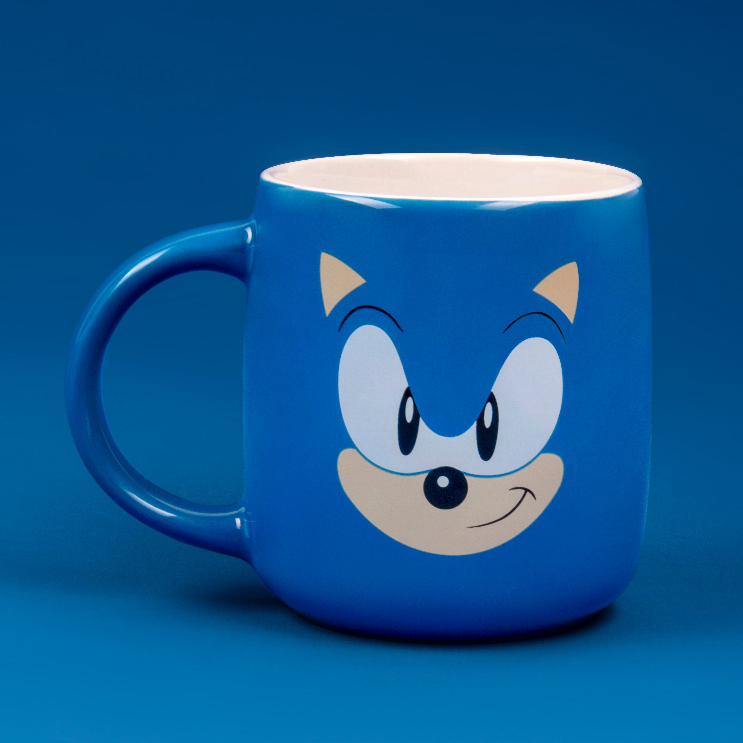 Fizz Creations Sonic The Hedgehog Mug Background Front